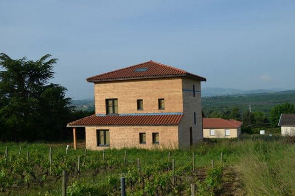 Maison d’architecte en ossature bois au Bois-d'Oingt - Rhône (69)