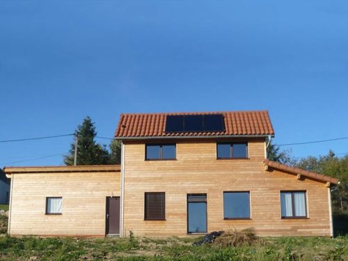 Maison en ossature bois à Saint-Genès-Champanelle